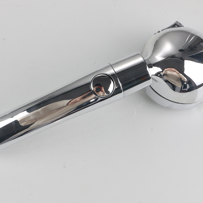 Što fleksibilno crijevo za tuširanje od nehrđajućeg čelika čini izdržljivijim od običnih crijeva?